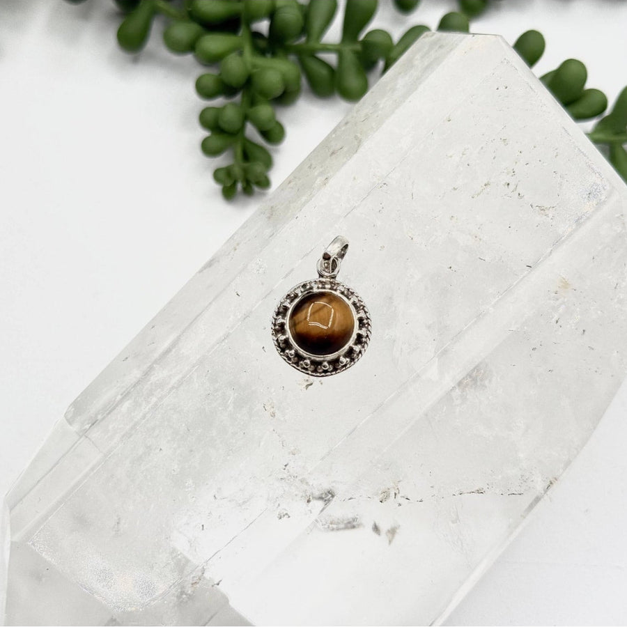 Tiger Eye Circle Gemstone Pendant in Sterling Silver 925 LV9539