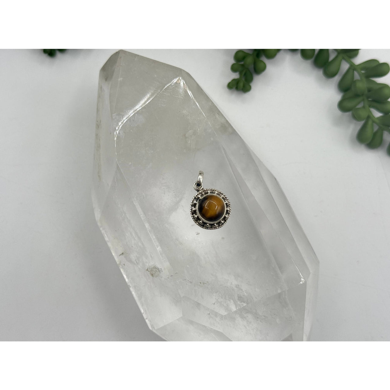 Tiger Eye Circle Gemstone Sterling Silver Pendant LV9539