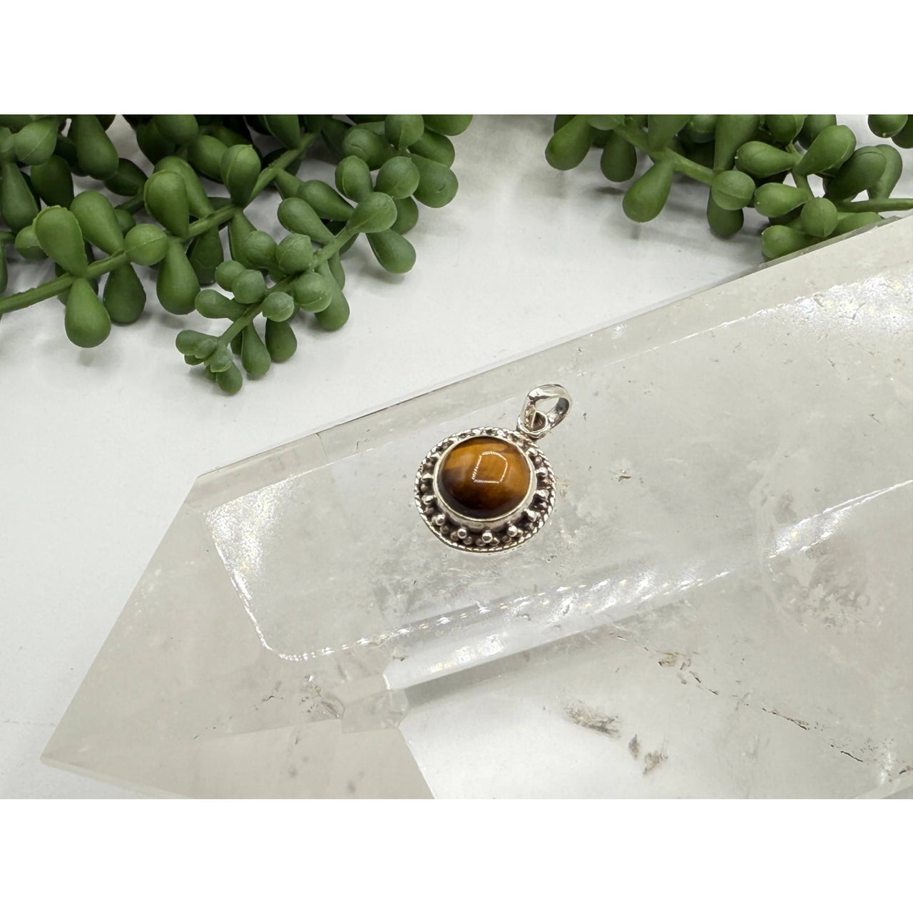 Tiger Eye Circle Gemstone Pendant Necklace in Sterling Silver LV9539