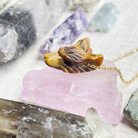 Tiger’s Eye Carved Wolf Mini 18’’ Necklace on Gold Chain LV9098