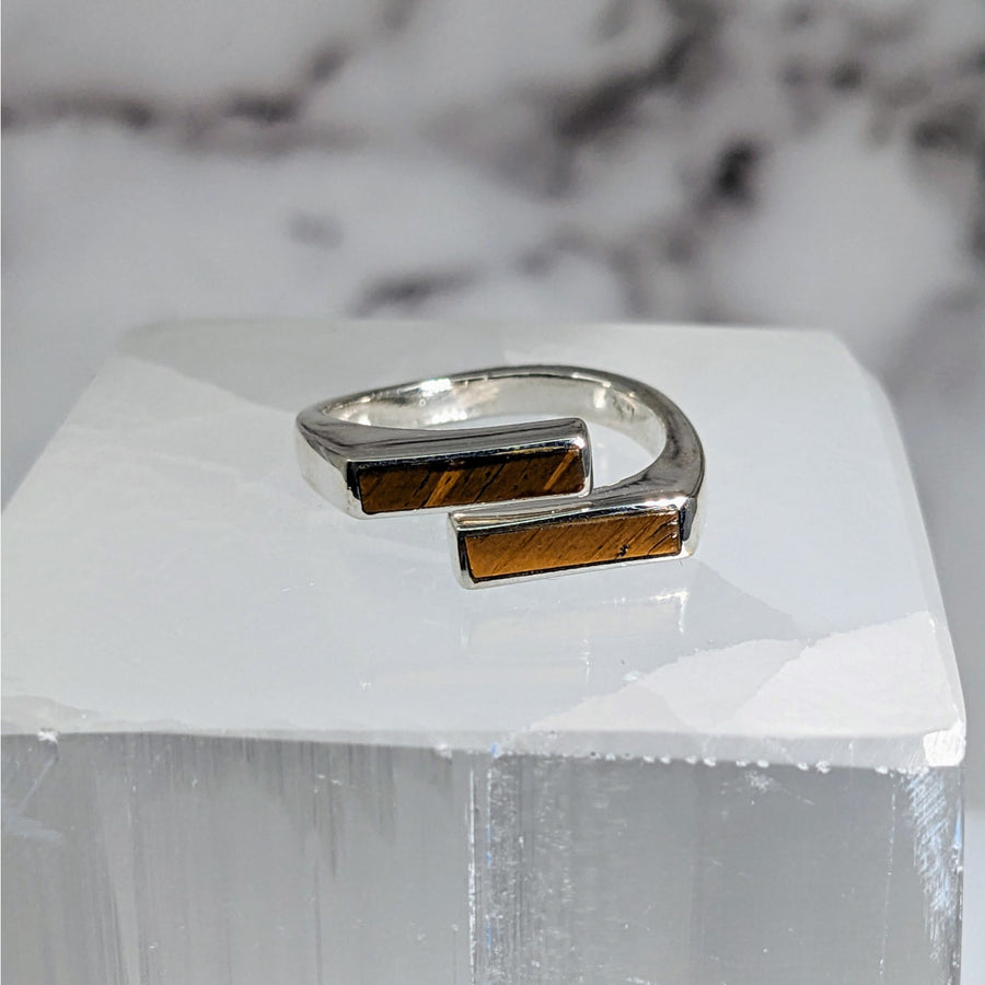 Silver ring with tiger’s eye gemstone, Tiger’s Eye S.S. Split Bar Ring #LV3876