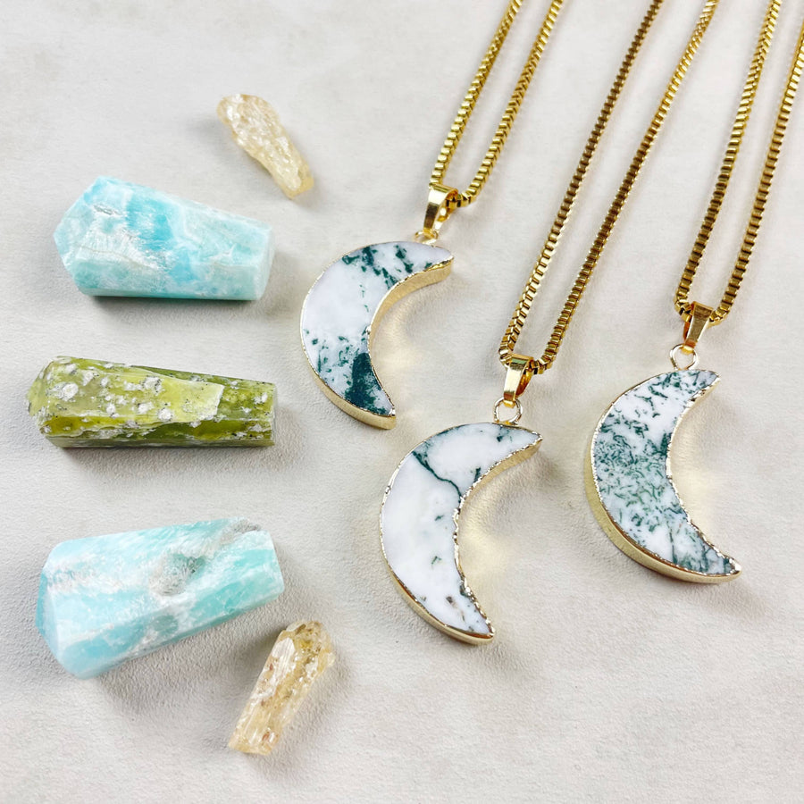 Three Tree Agate Crescent Moon 18’’ Gold Necklaces #LV9398