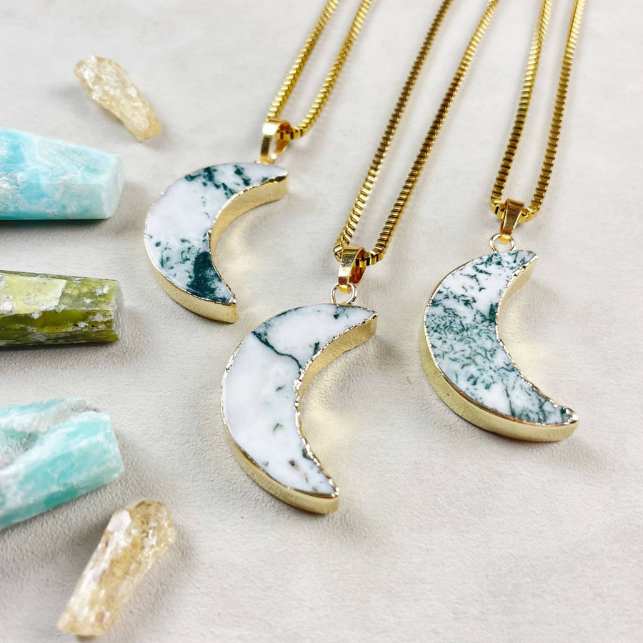 Three Tree Agate Crescent Moon 18’’ Gold Necklaces #LV9398
