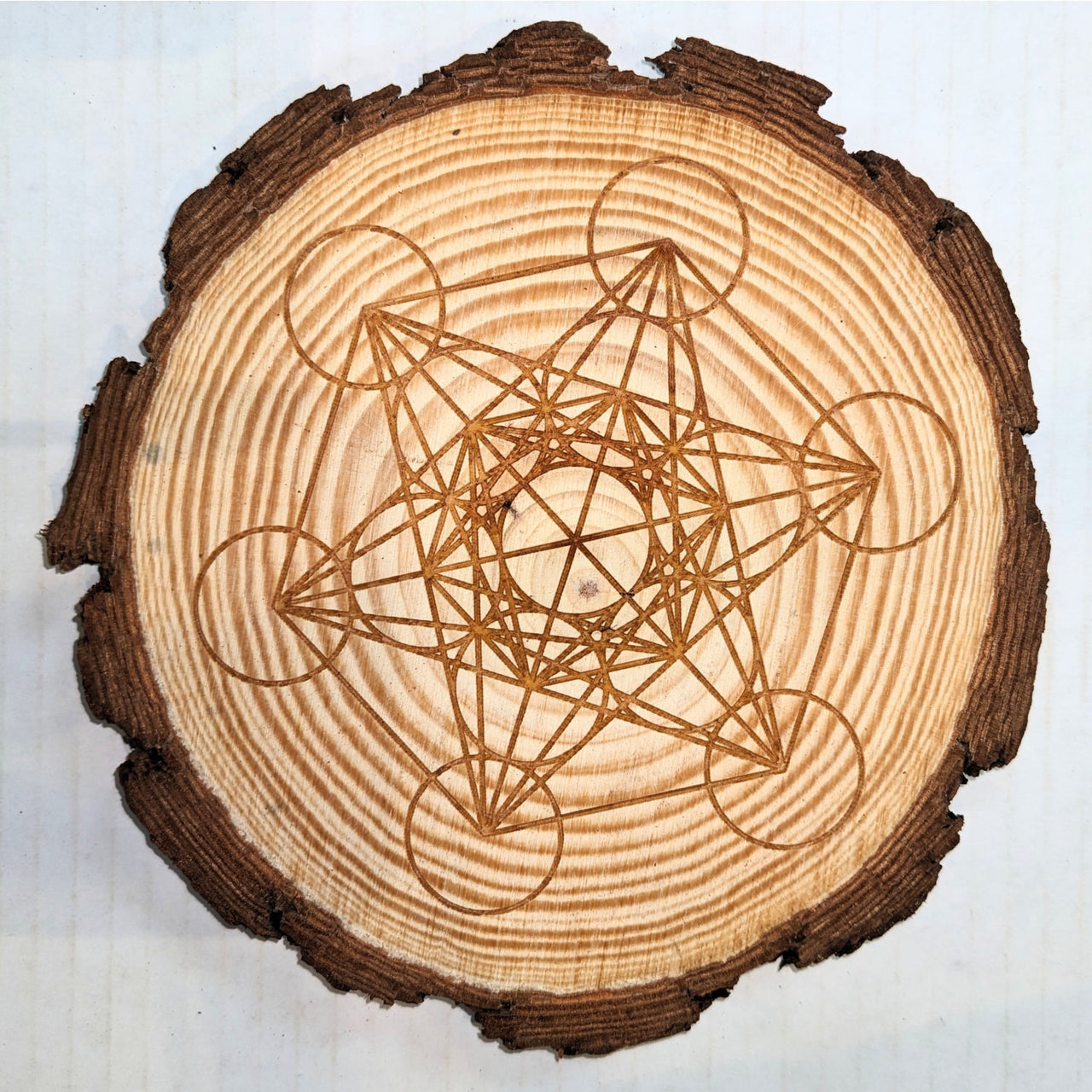 Laser etched wooden slice with star, Tree Trunk Wood Grid 6.5’ #K202 decor piece