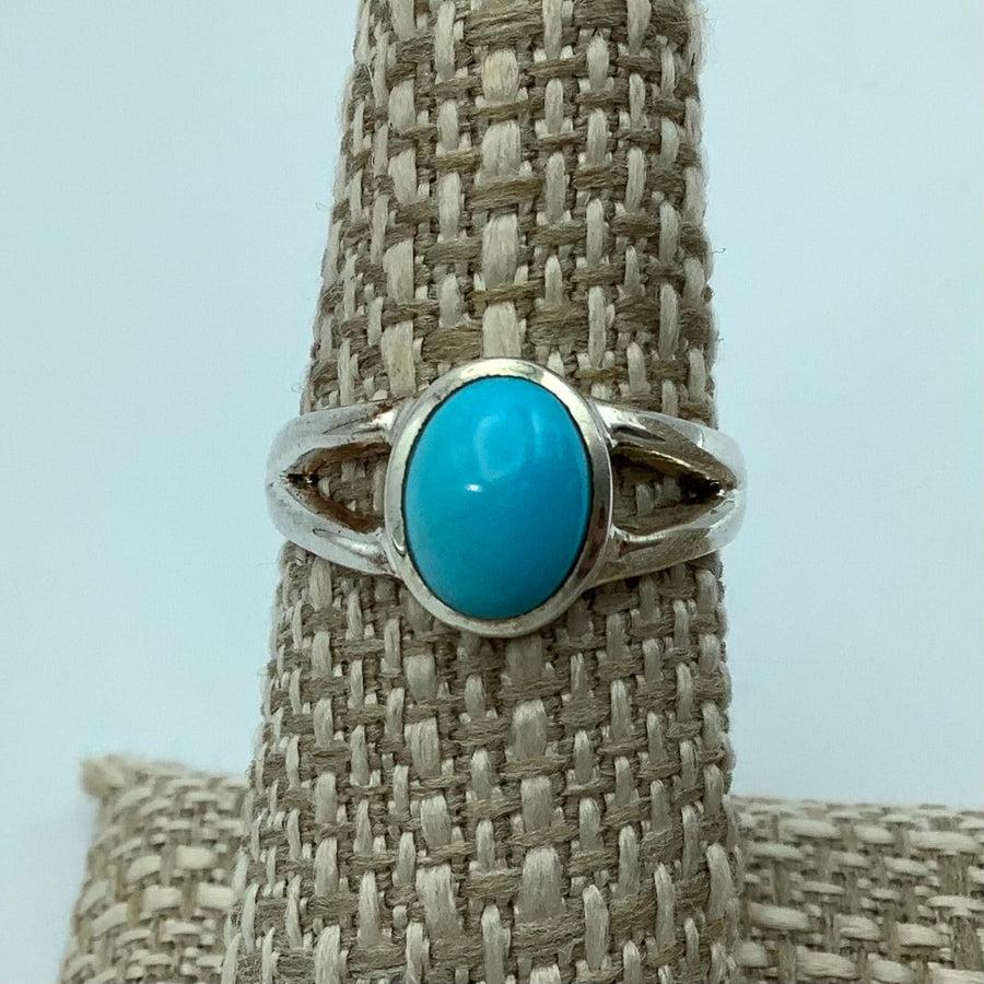 Turquoise stone ring on woven piece in Turquoise Ring Sleep. Beauty Sz 6.5 (3g) #SK3018