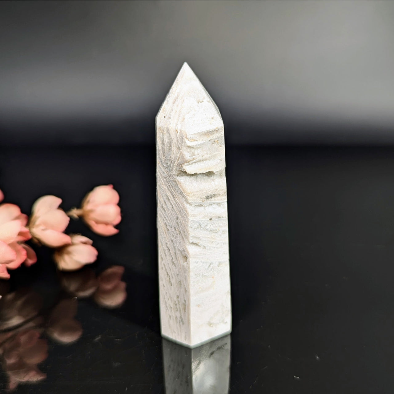 White Lace Agate 3.4’’ polished quartz tower #BC0342