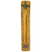 Golden metallic incense stick with floral engravings in wooden holder Q330
