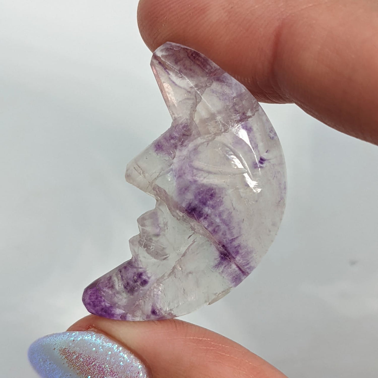 1 Fluorite Carved Moon w Face (10g) #SK5939 - $12.60