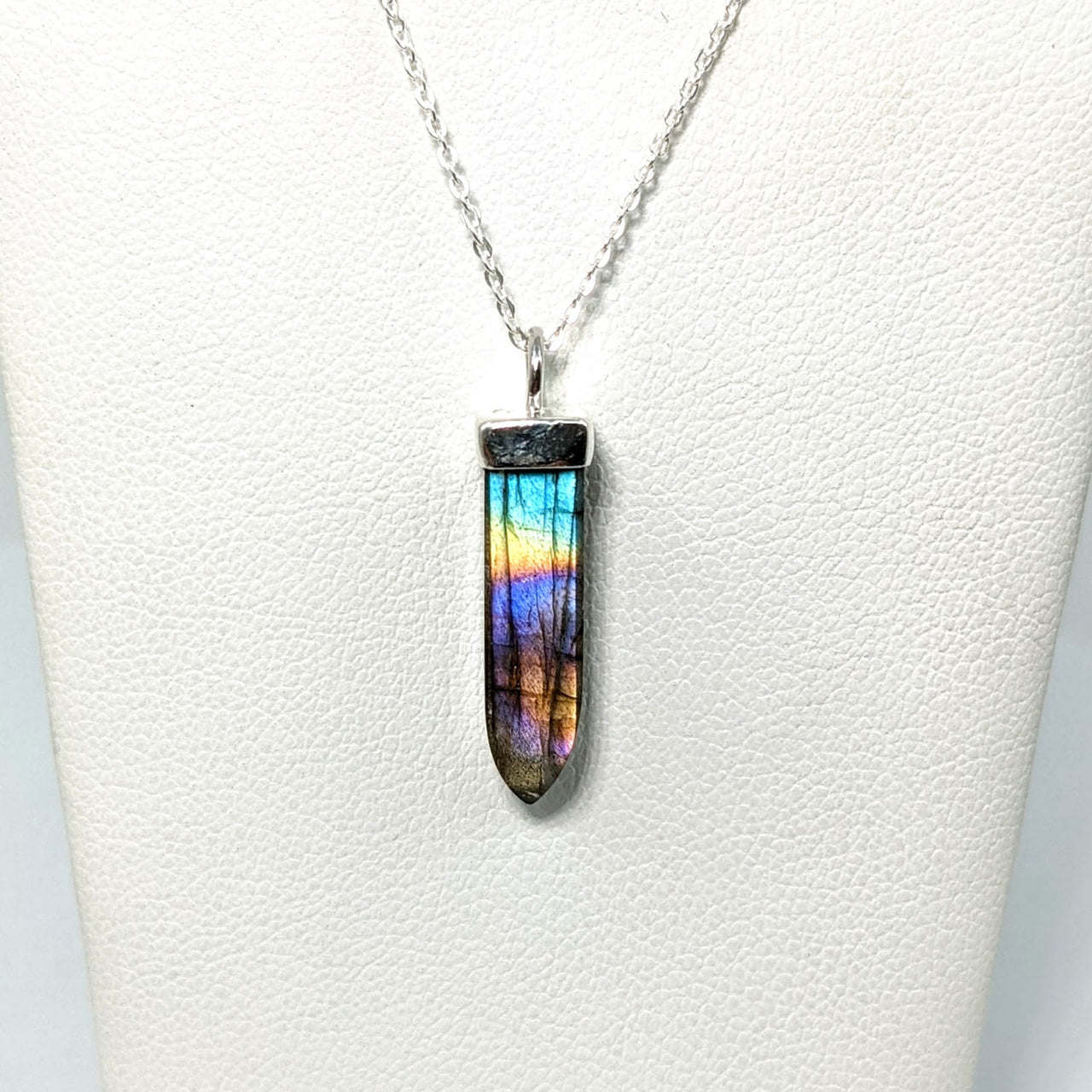 Labradorite Point Pendant 18 Chain (3g) #SK9281 - $44